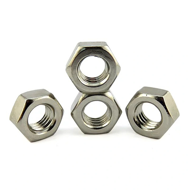 Nickelpläterade hexmuttrar